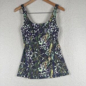 Lululemon Amala Tank Floral Sport White Multi Purple Green Built-in Bra Size 8